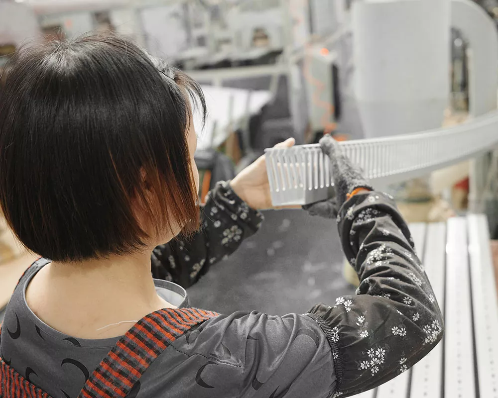 Quali sono le differenze tra la certificazione CE e gli standard nazionali sui canali in plastica pvc?