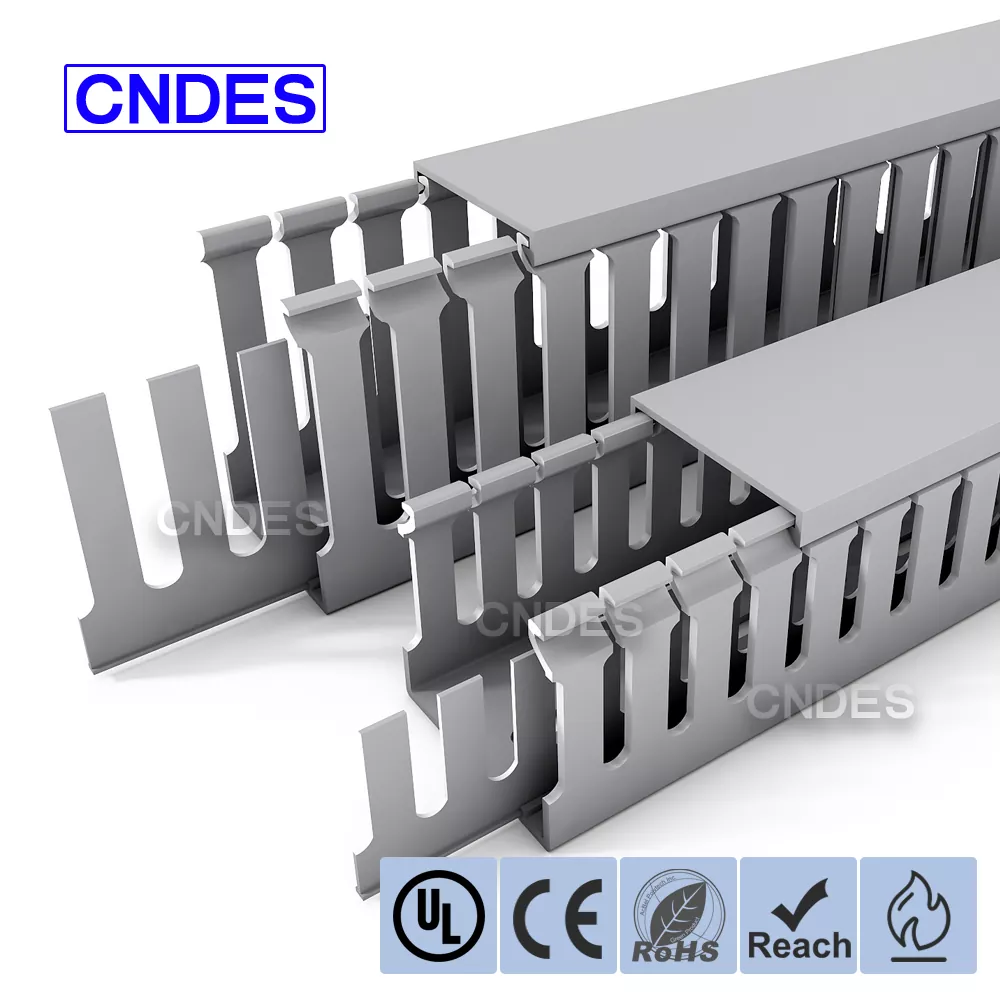 Perché scegliere canaline di cablaggio separatore in PVC per un passaggio dei cavi più pulito e sicuro?